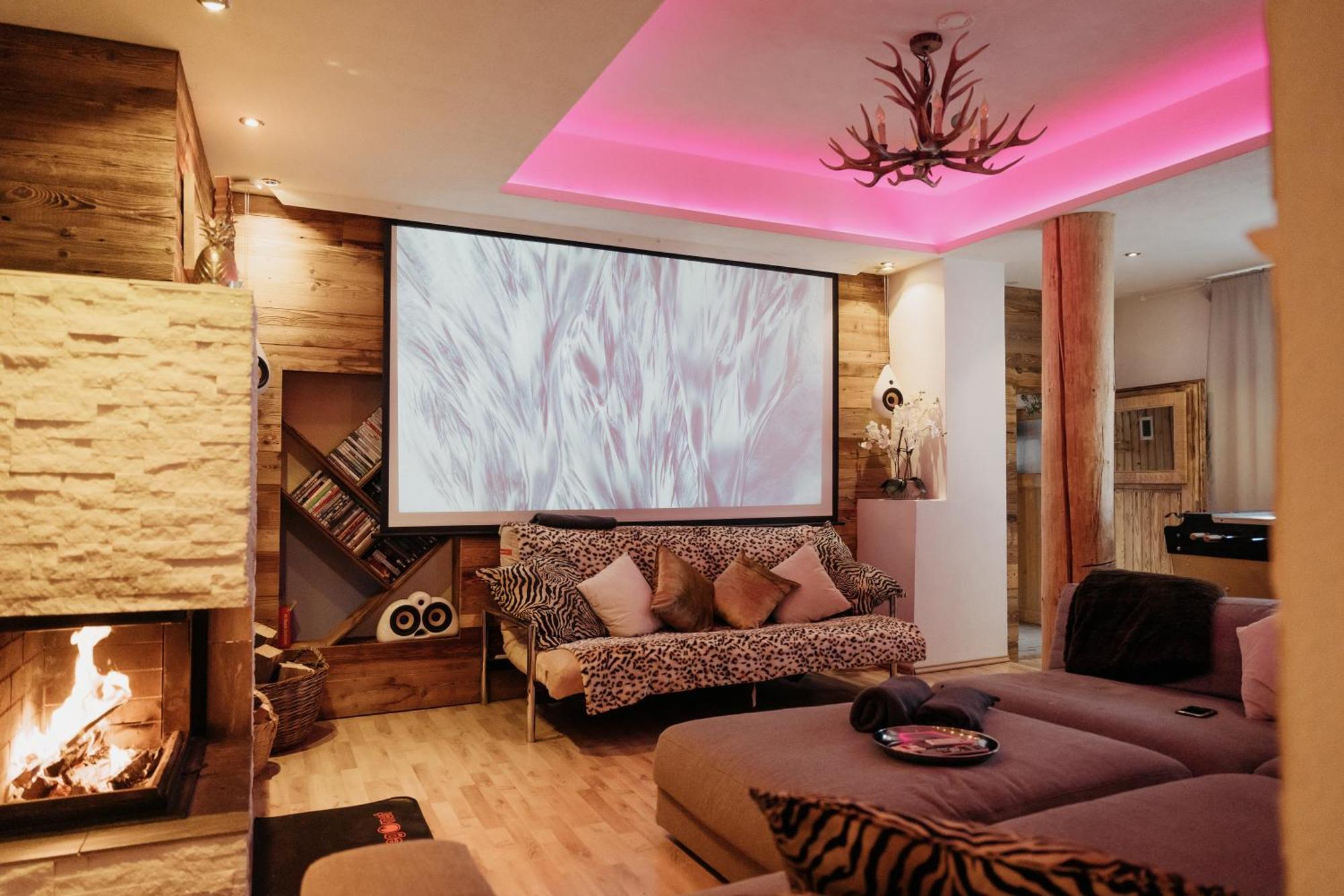 Dmg - 'Large, Luxurious Ground Floor' Apartment Fulpmes Extérieur photo